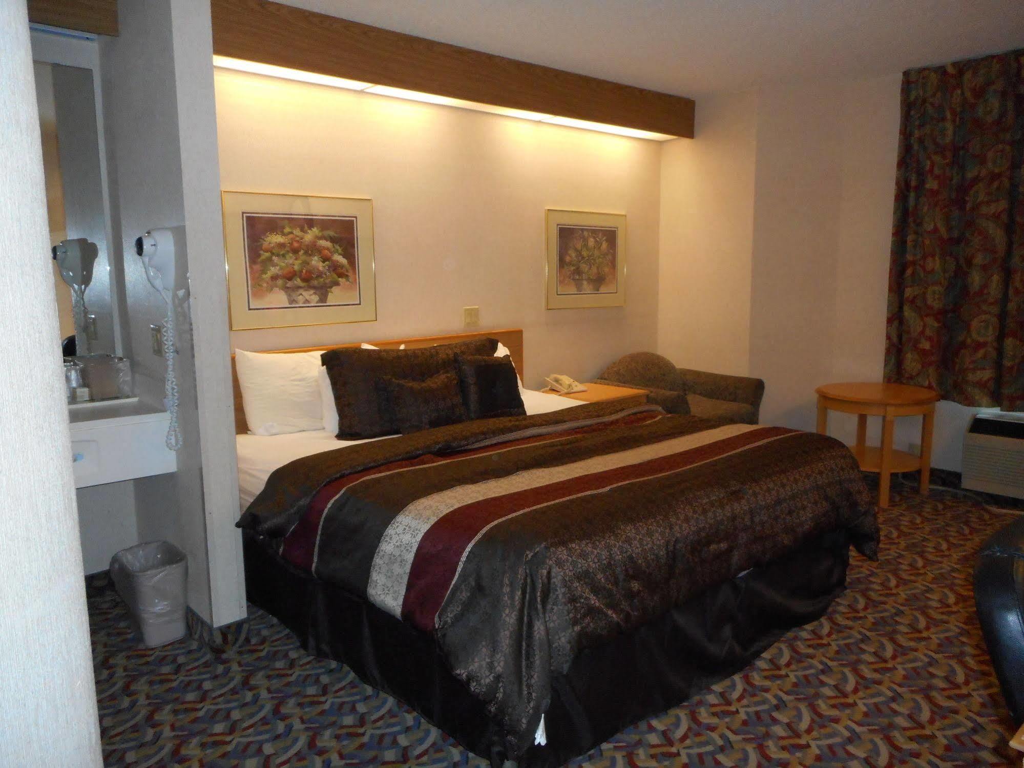 Pleasant Stay Inn & Suites Carnforth Экстерьер фото